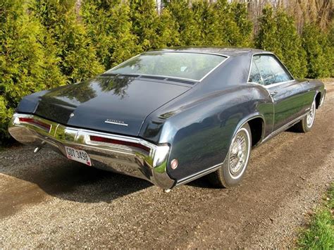 Runs and drives. . 1968 buick riviera for sale